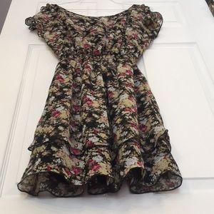 Express floral dress size small